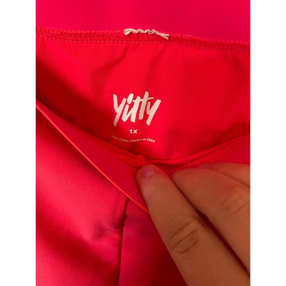 Yitty Bike Shorts Women's Size 1X Hot Pink Compression High Rise Fabletics - Picture 3 of 3